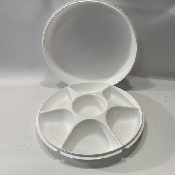 Tupperware 6 Divided Veggie/Fruit Tray #1666/5 Dip Serving Dip Bowl White - Picture 1 of 7